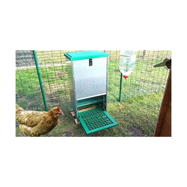 Futterautomat Feedomatic Hühner mit Trittplatte